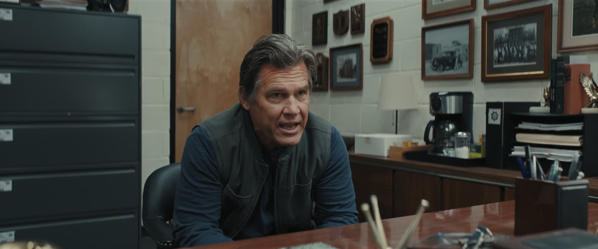 Weapons20251080pMAWEBRip10BitDDP51x265NeoNoirmkv09092025075900-003 Weapons (2025) 1080p MA WEBRip 10Bit DDP5 1 x265-NeoNoir