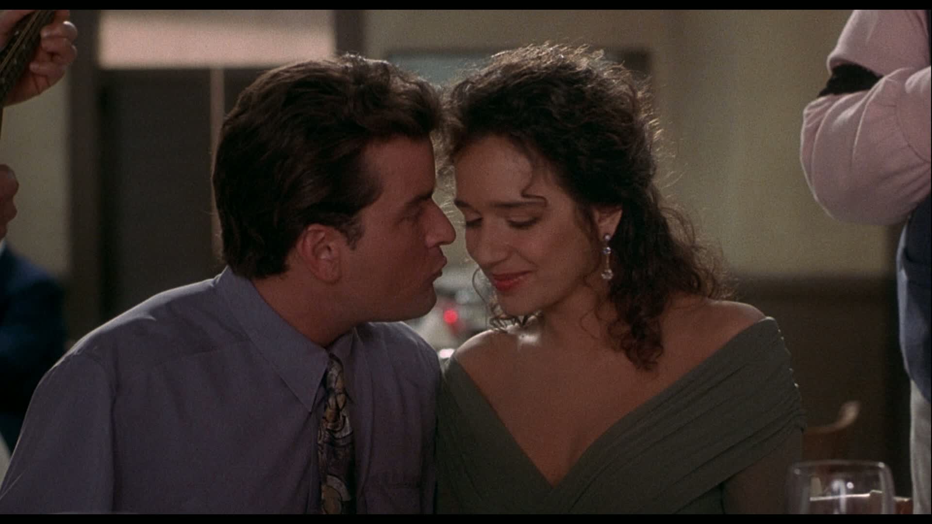 HotShotsPartDeux1993BluRay1080pDTSHDMA40AVCREMUXFraMeSToRmkv04022026203936-002.jpg