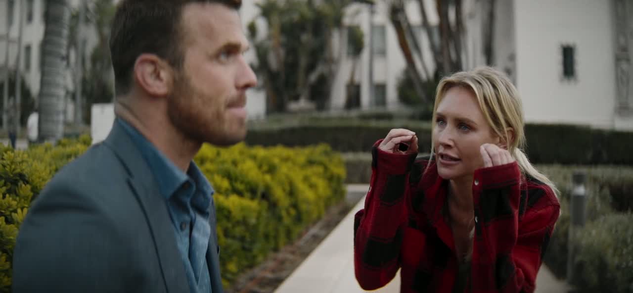OnTheHunt2026720pBluRayx264AACLAMAmp405272026025854-003.jpg