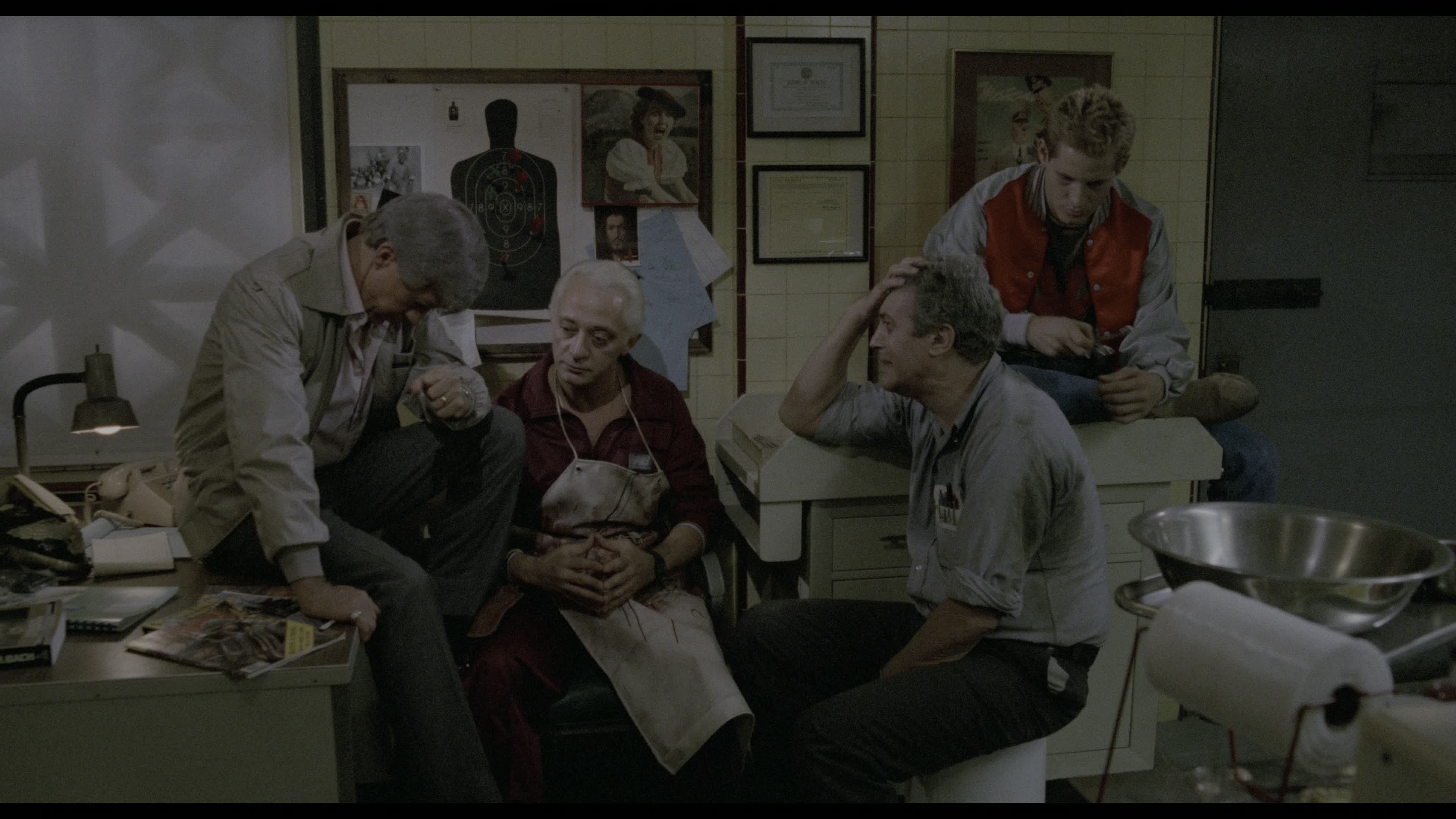 TheReturnoftheLivingDead19852160pUHDBlurayRemuxDVHDRHEVCFLAC20CiNEPHiLESmkv11052025003202-003.jpg