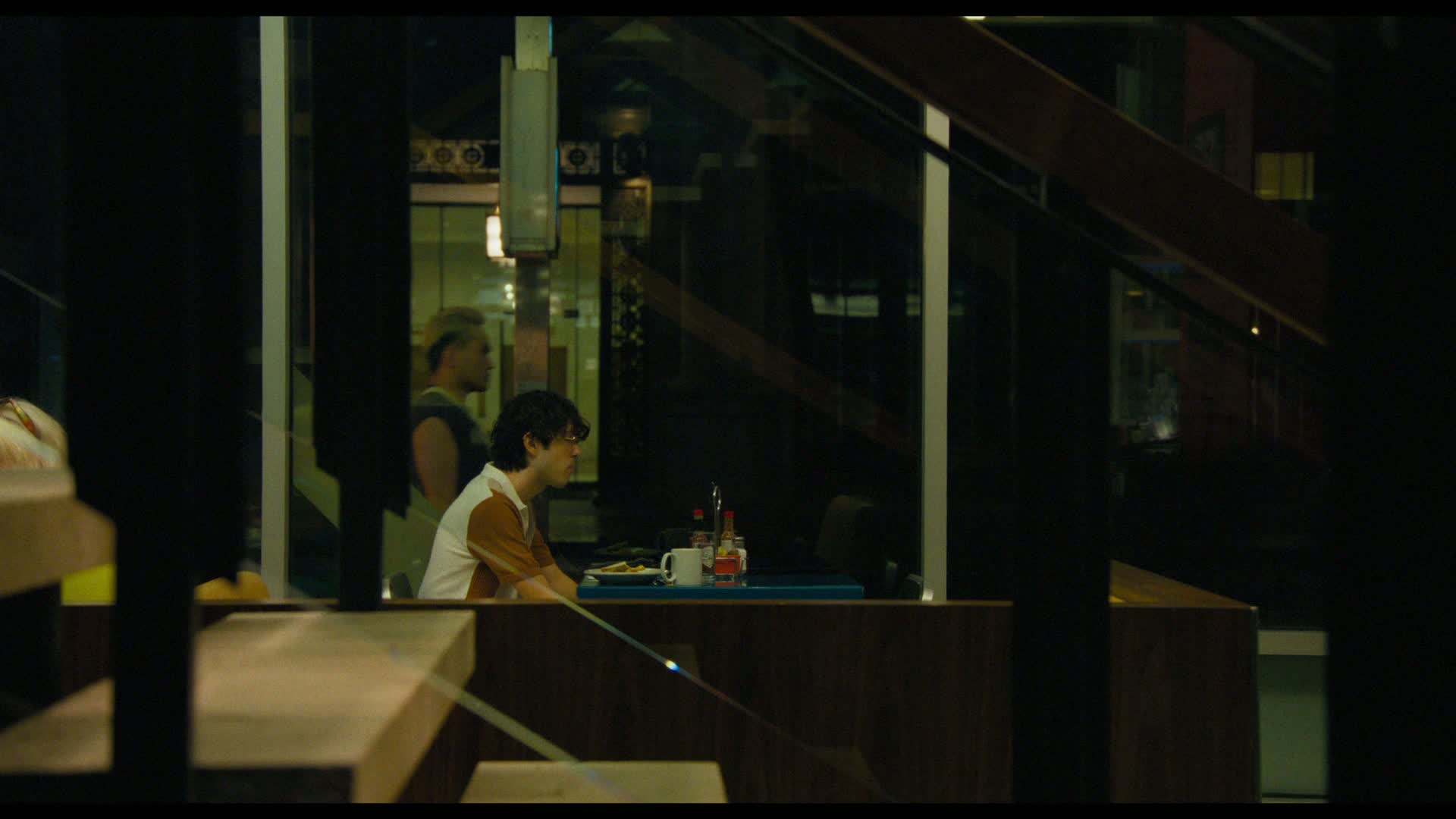 Twinless2025iNTERNALBluRay1080pREMUXAVCDTSHDMA51Aishamkv05122026232210-002.jpg